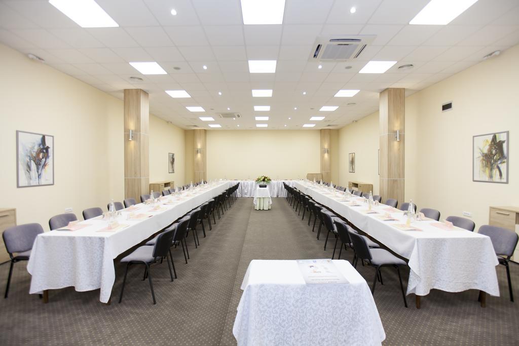 Hotel Srbija Vrsac Zewnętrze zdjęcie